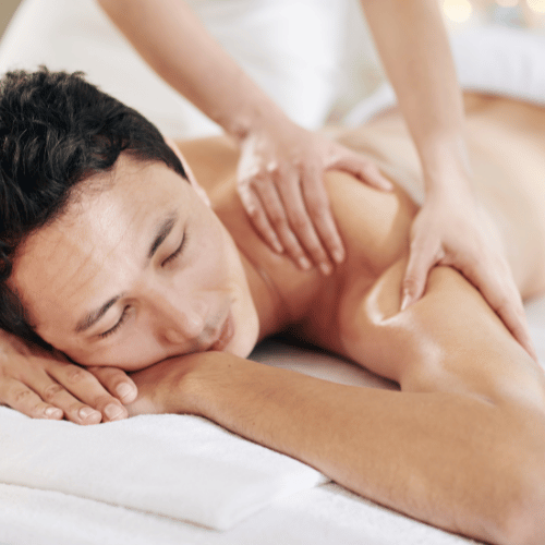 Massage Thụy Điển nhẹ nhàng giúp thư giãn tinh thần và cải thiện giấc ngủ